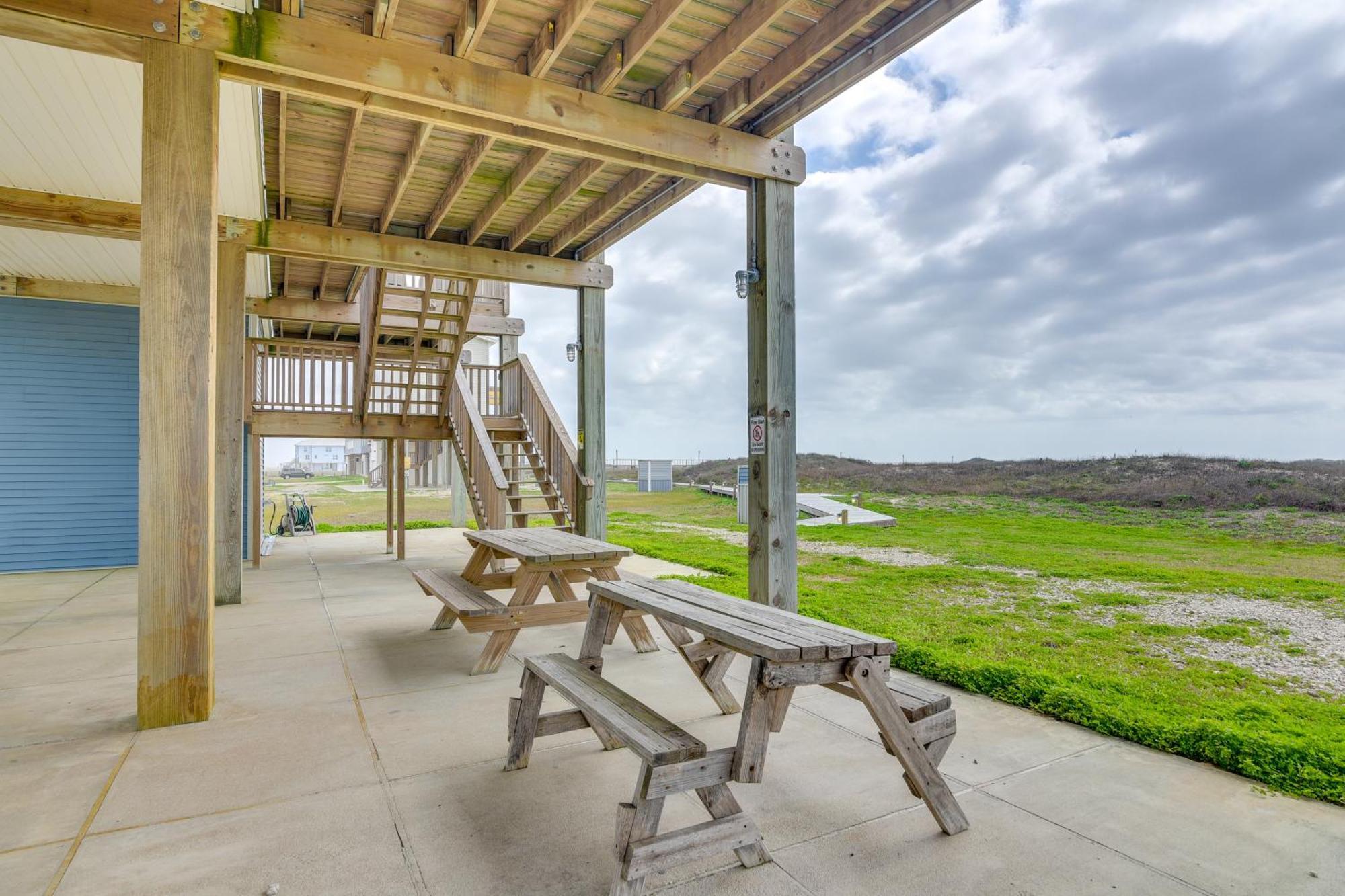 Ocean-View Surfside Home With Boardwalk To Beach! Surfside Beach Zewnętrze zdjęcie