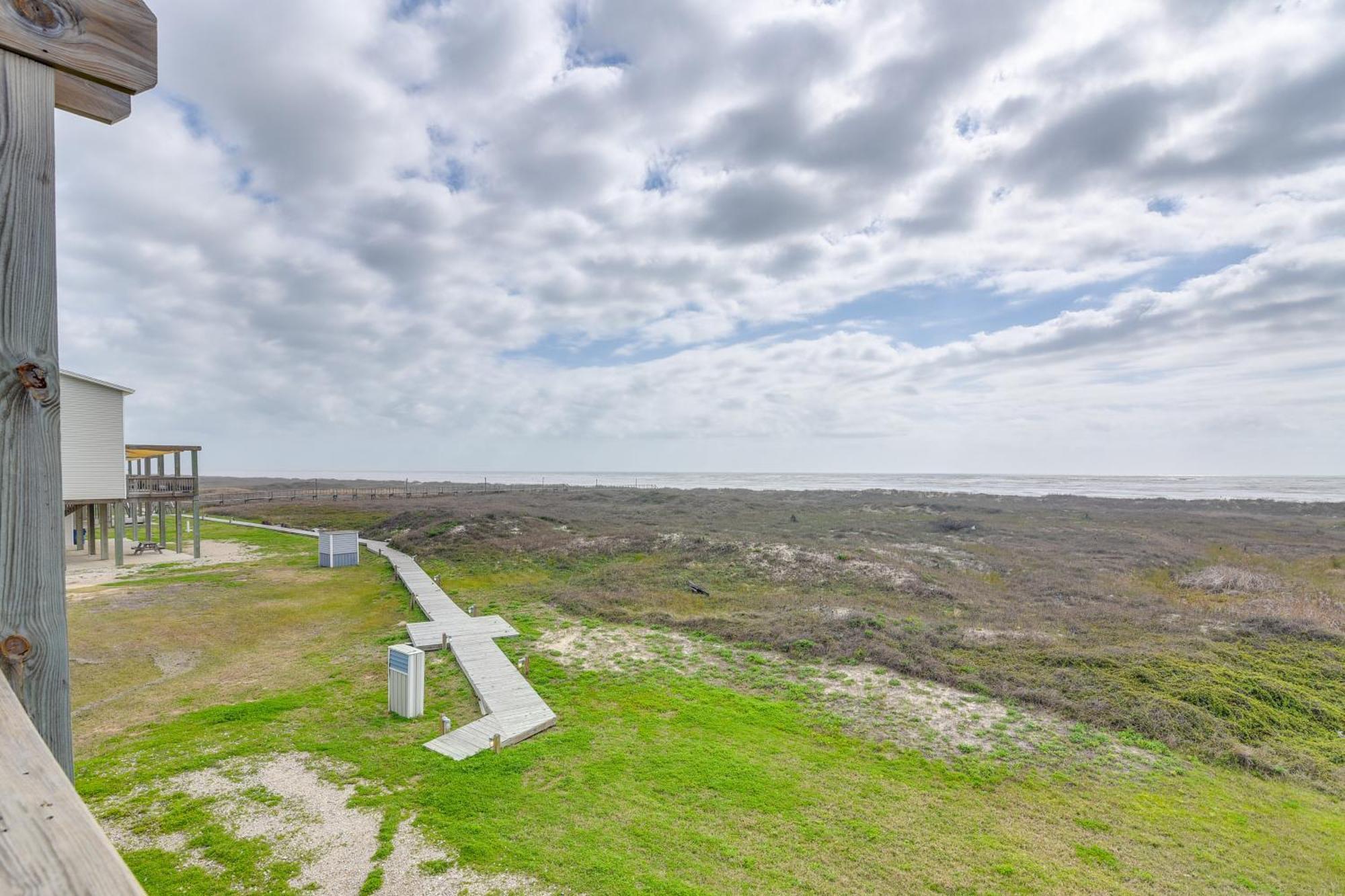 Ocean-View Surfside Home With Boardwalk To Beach! Surfside Beach Zewnętrze zdjęcie