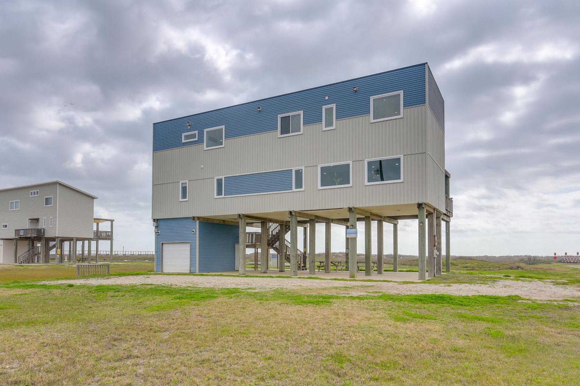 Ocean-View Surfside Home With Boardwalk To Beach! Surfside Beach Zewnętrze zdjęcie